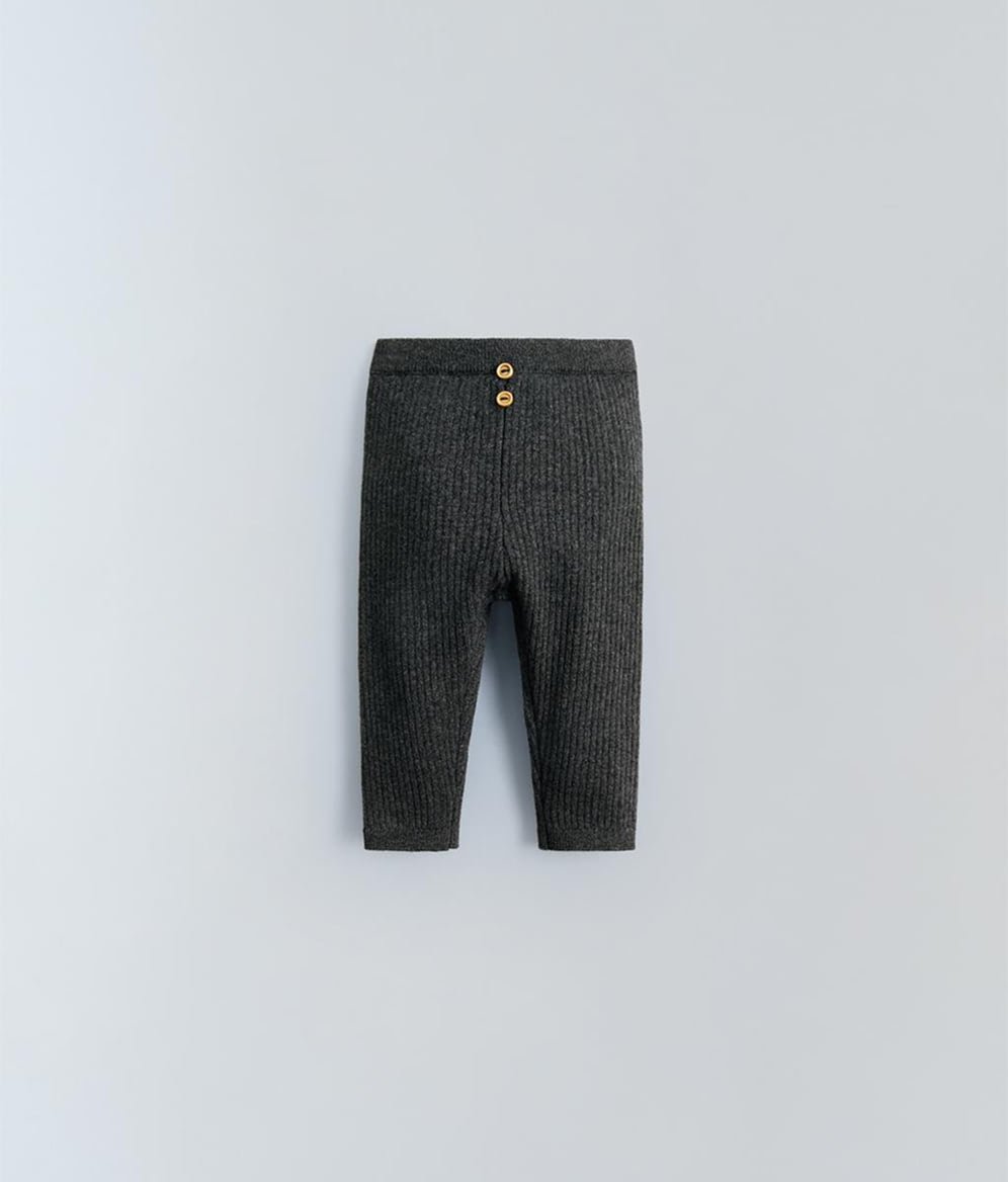 Ribbed leggings with buttons