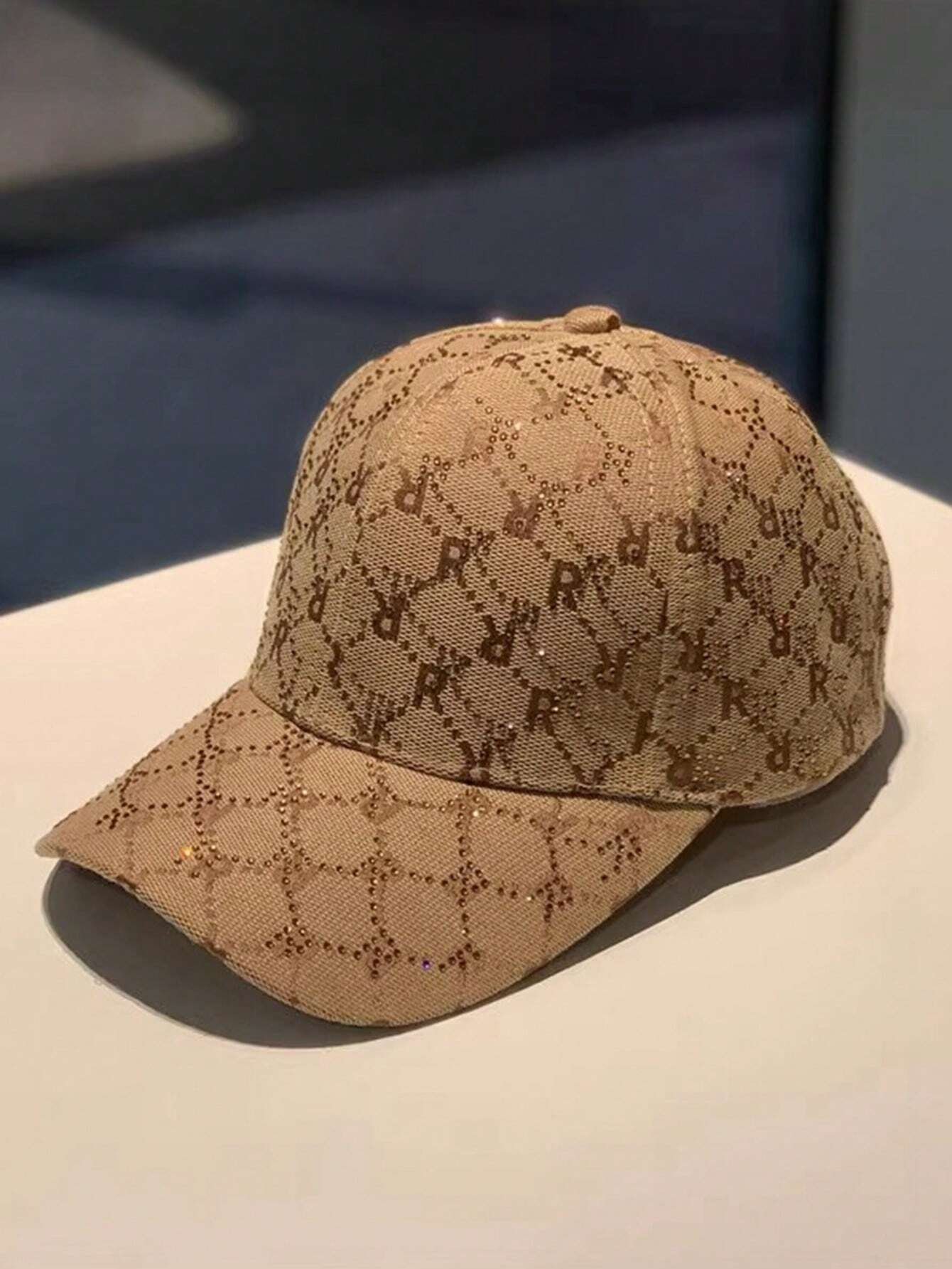 Casquette avec Strass et Imprimé – Image 16