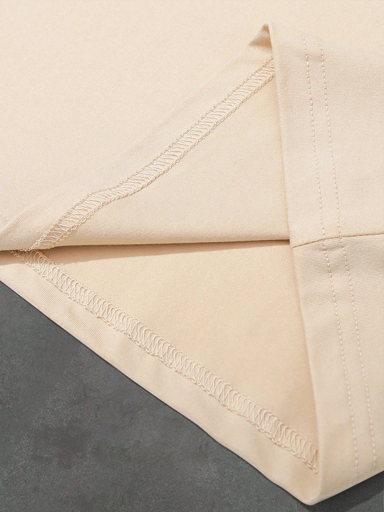 T-shirt Décontracté à Manches Courtes – Image 7